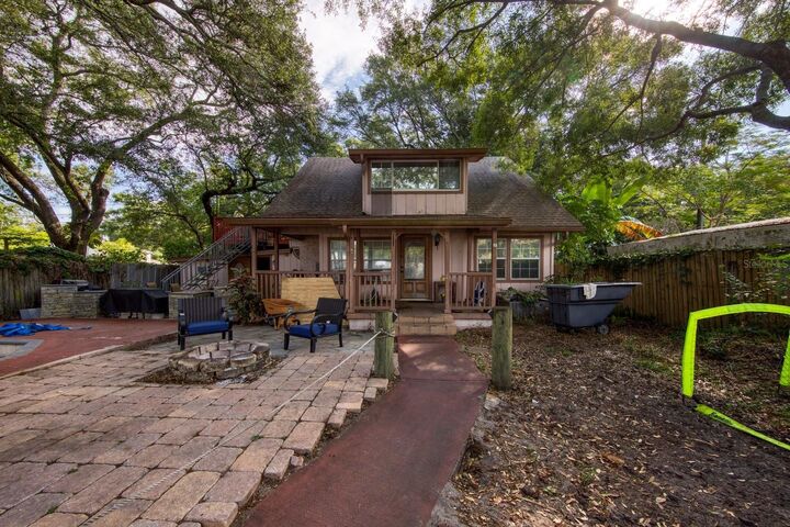 Property Photo: 3931 Haines Road N FL 33703