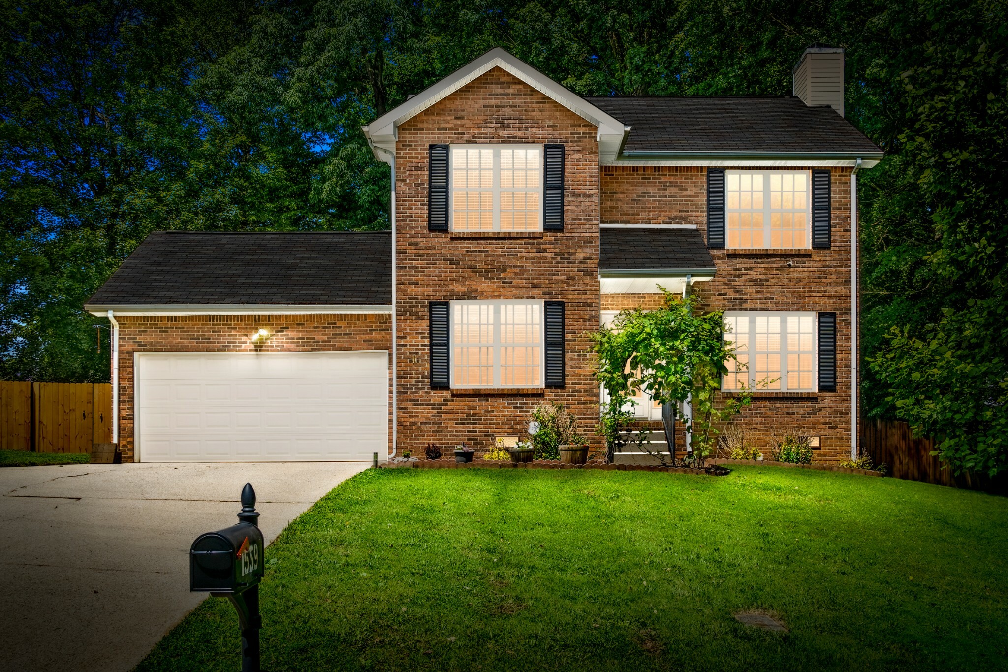 Property Photo:  1559 Barrywood Cir W  TN 37042 