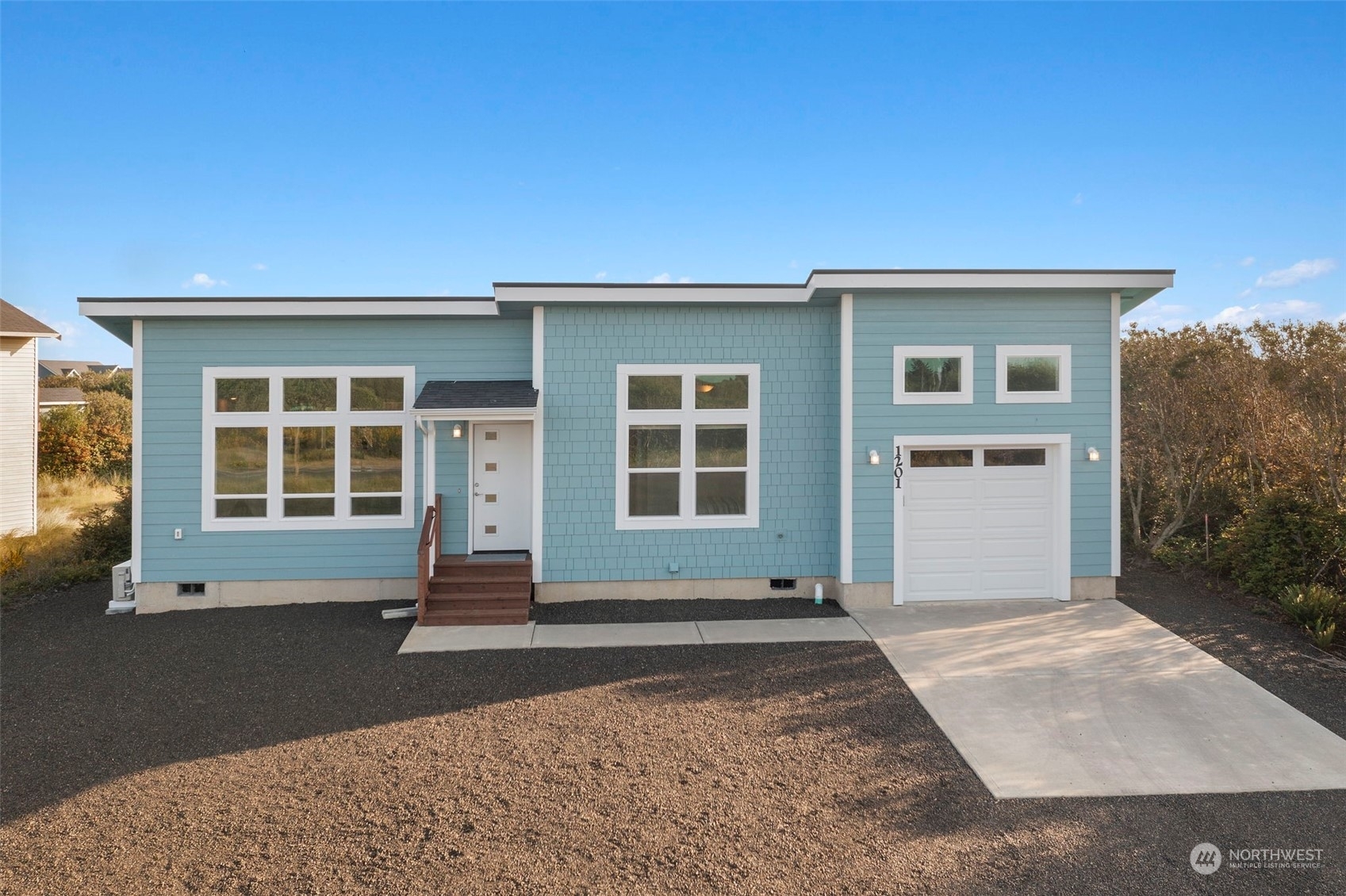 Property Photo: 1201 E Ocean Shores Boulevard WA 98569