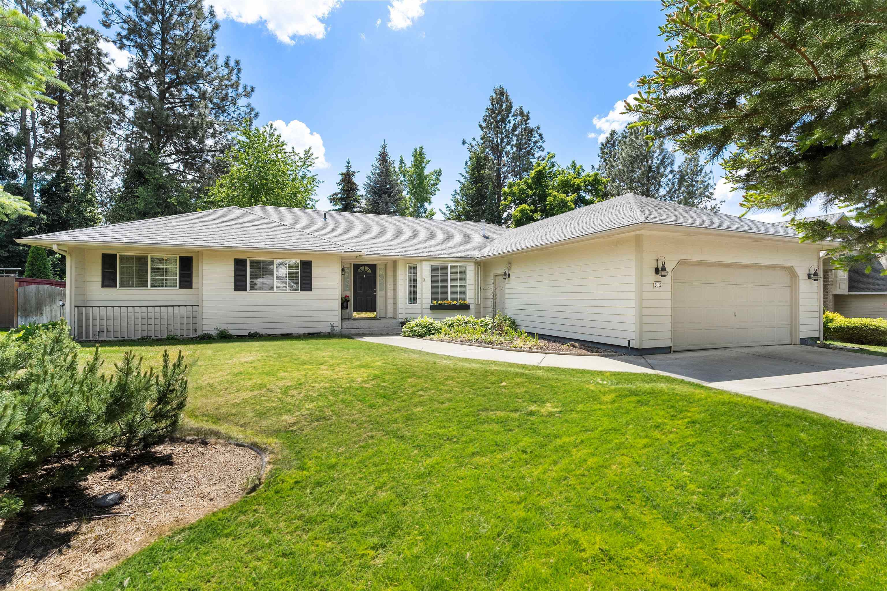 Property Photo: 512 E Midway Rd WA 99005