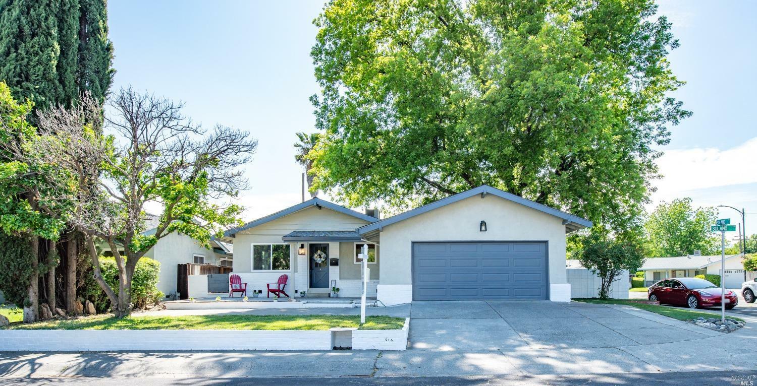 Property Photo:  216 Solano Lane  CA 95688 