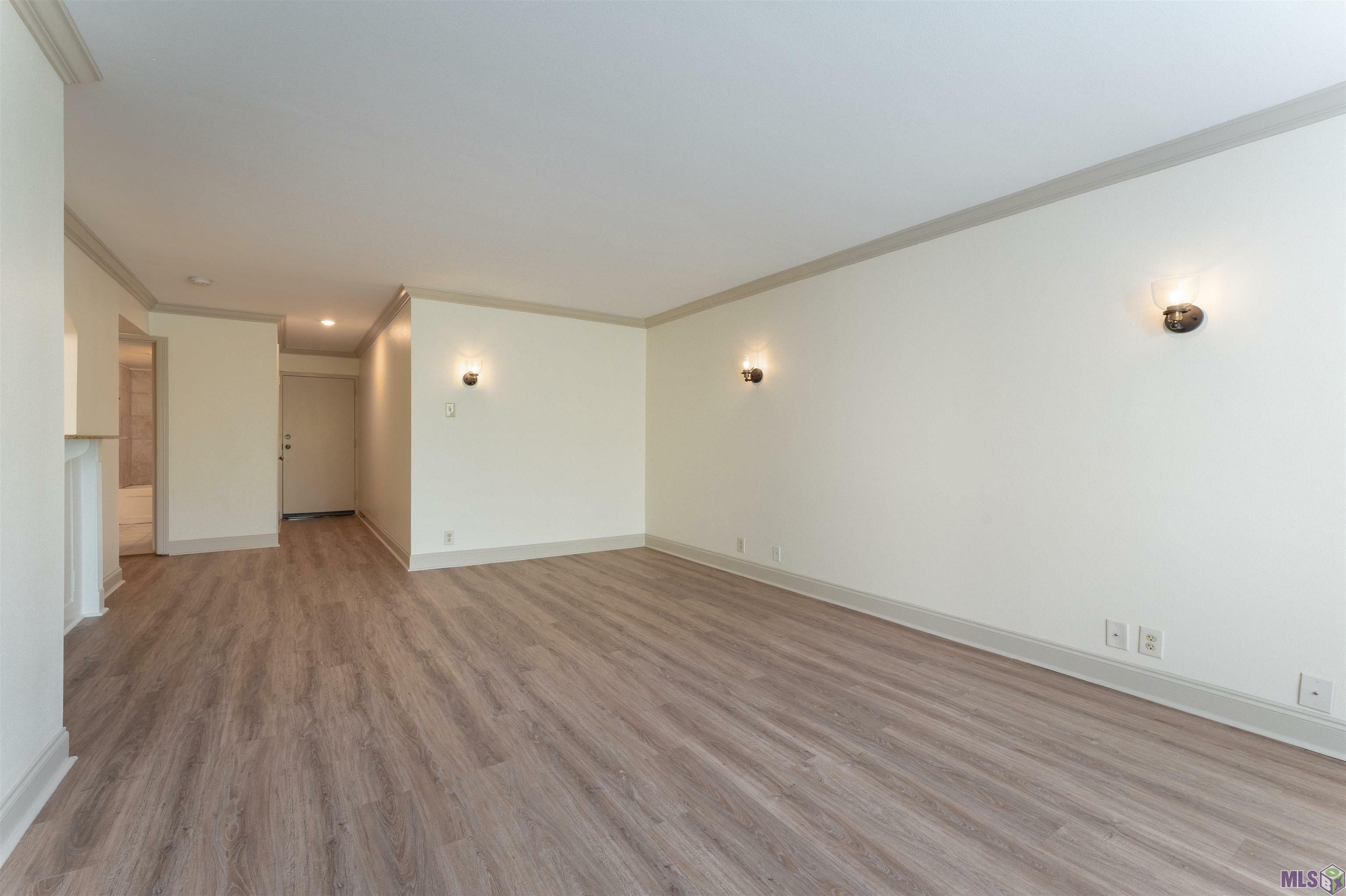 Property Photo: 2045 N 3rd St #216 LA 70802