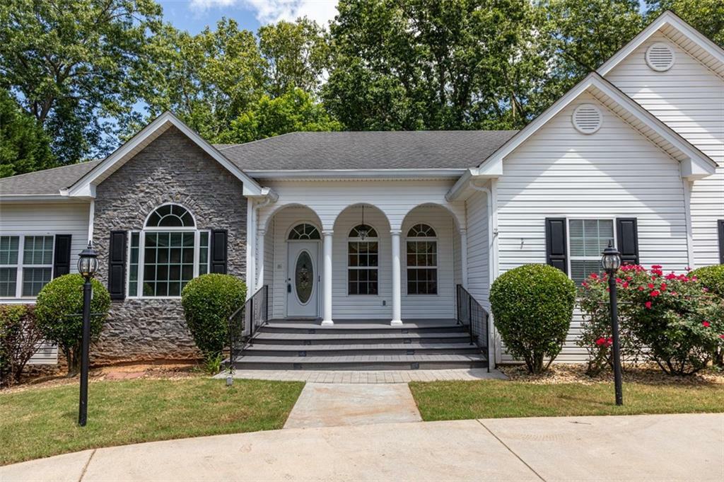 Property Photo: 268 Nestlebrooke Drive GA 30534