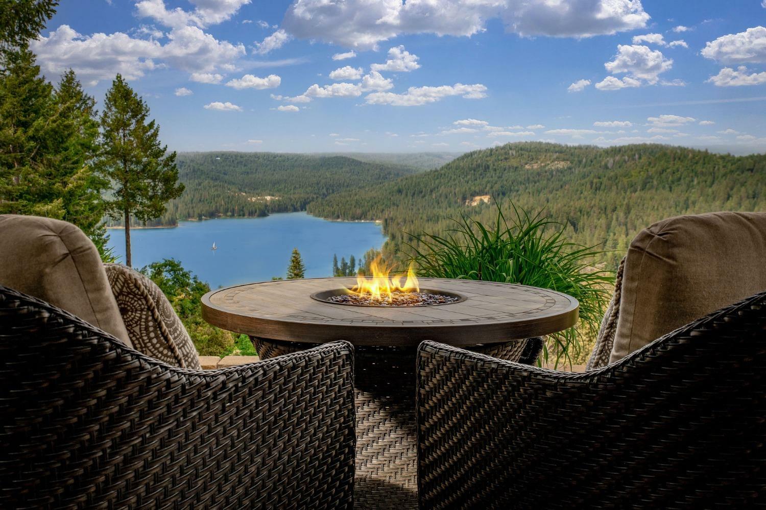 Property Photo: 15248 Banner Quaker Hill Road CA 95959