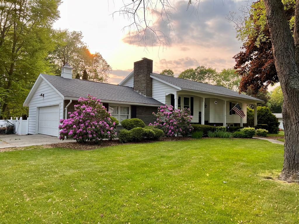 Property Photo:  164 Hillcrest Drive  PA 18840 