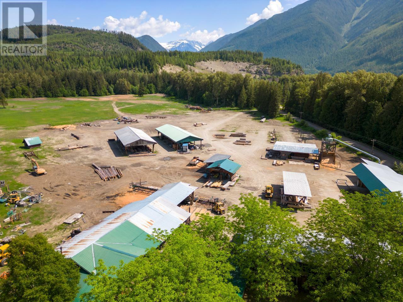 Property Photo:  209 Lardeau River Road  BC V0G 1N0 