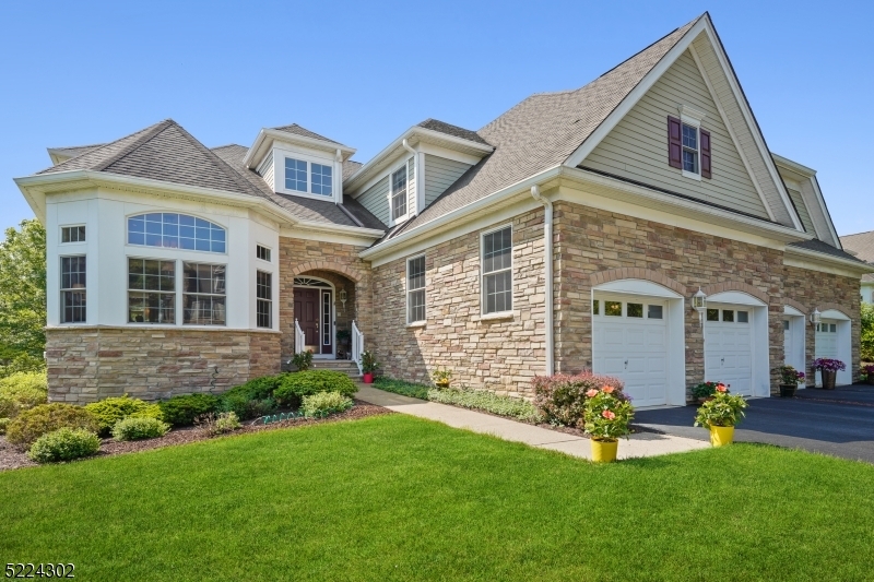 Property Photo: 44 Baxter Ln NJ 07052