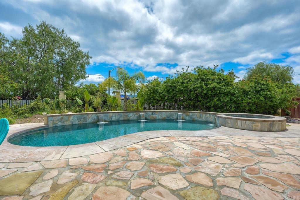 Property Photo:  39996 Osprey Road  CA 92562 