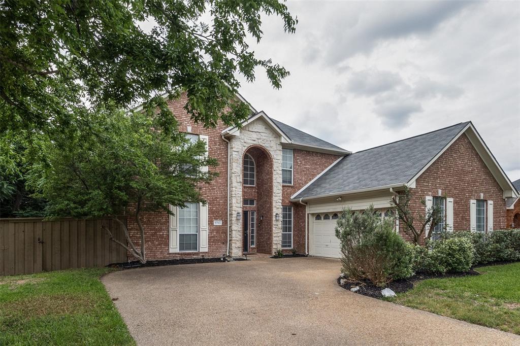 Property Photo: 9703 Vinewood Drive TX 75228