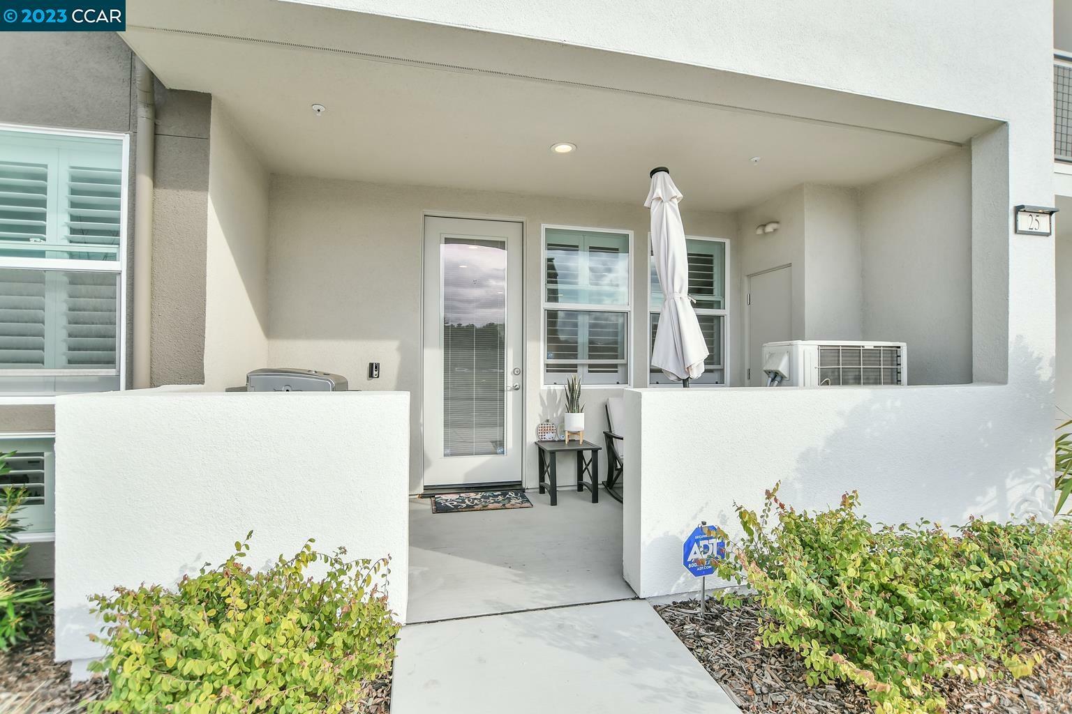 Property Photo: 2500 Wildflower Station Pl 25 CA 94531