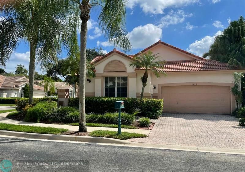 Property Photo:  1425 Lacosta Drw  FL 33027 