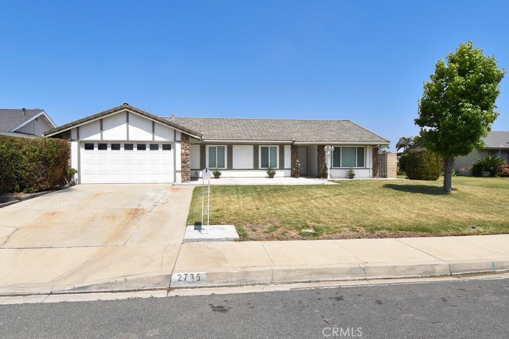 Property Photo:  2735 S Walker Avenue  CA 91761 