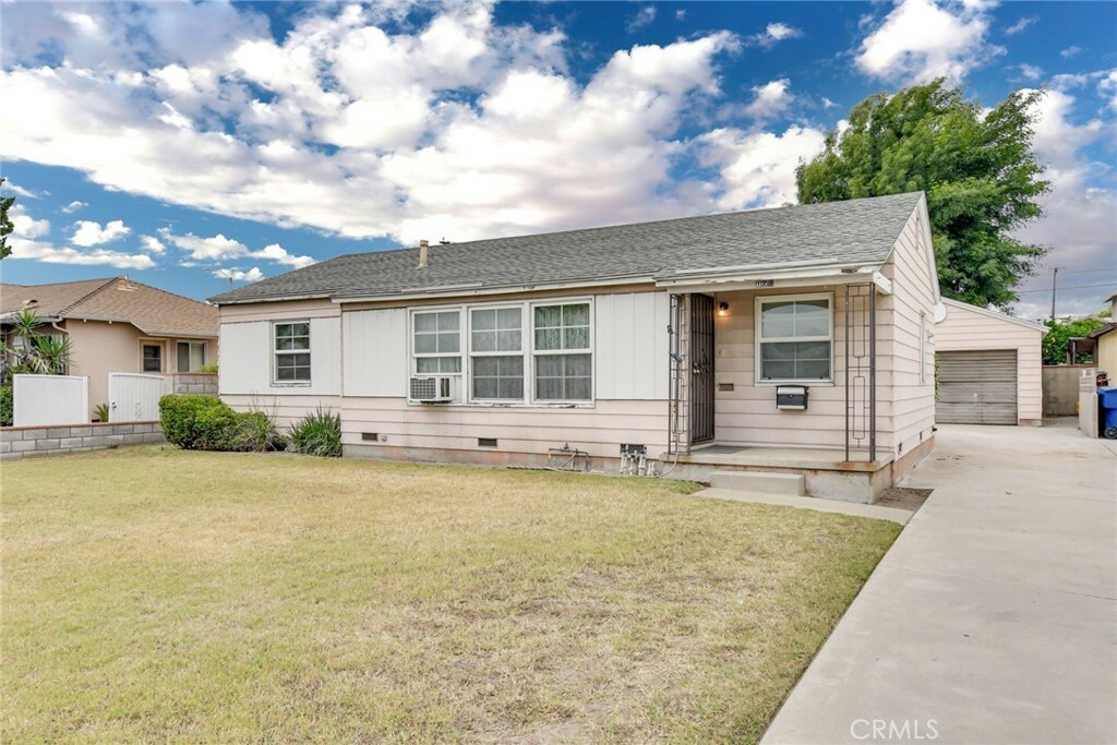 Property Photo: 1054 Hollowell Street CA 91762