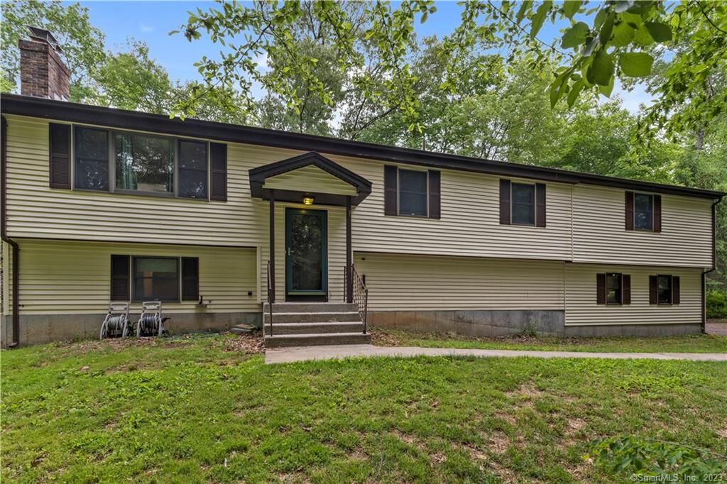 Property Photo:  39 Edgewood Drive  CT 06415 