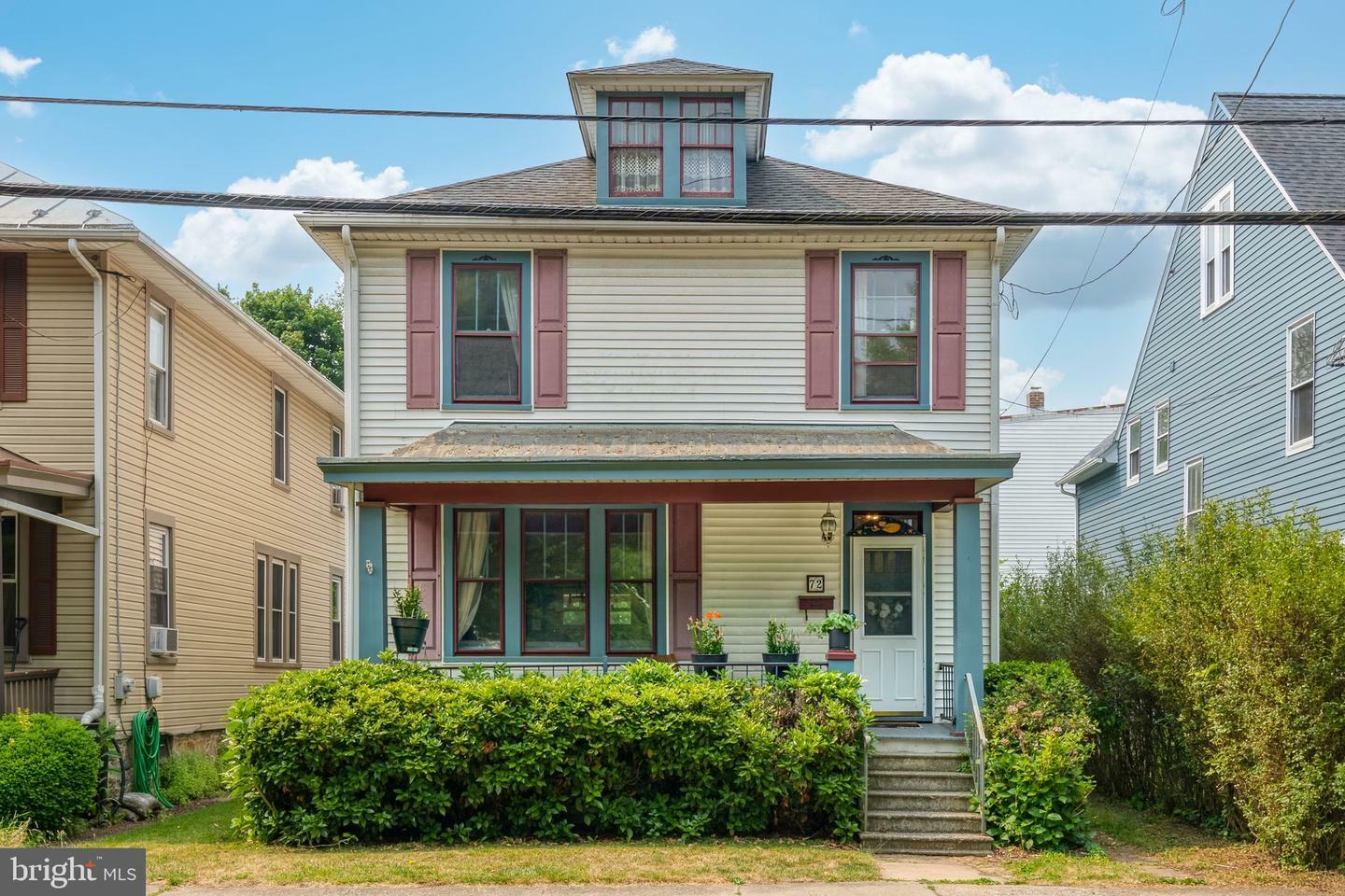 Property Photo:  72 W Willow Street  PA 17013 