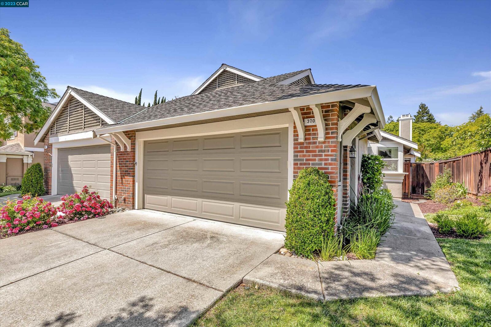 Property Photo:  370 Bridgeside Cir  CA 94506 