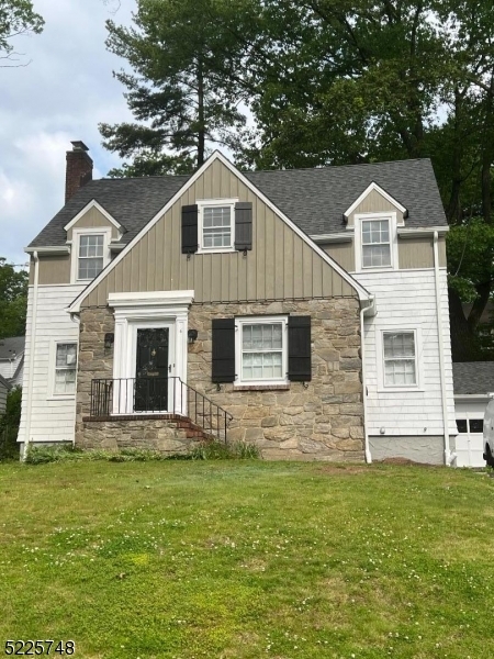 Property Photo: 6 Glen Rd NJ 07052