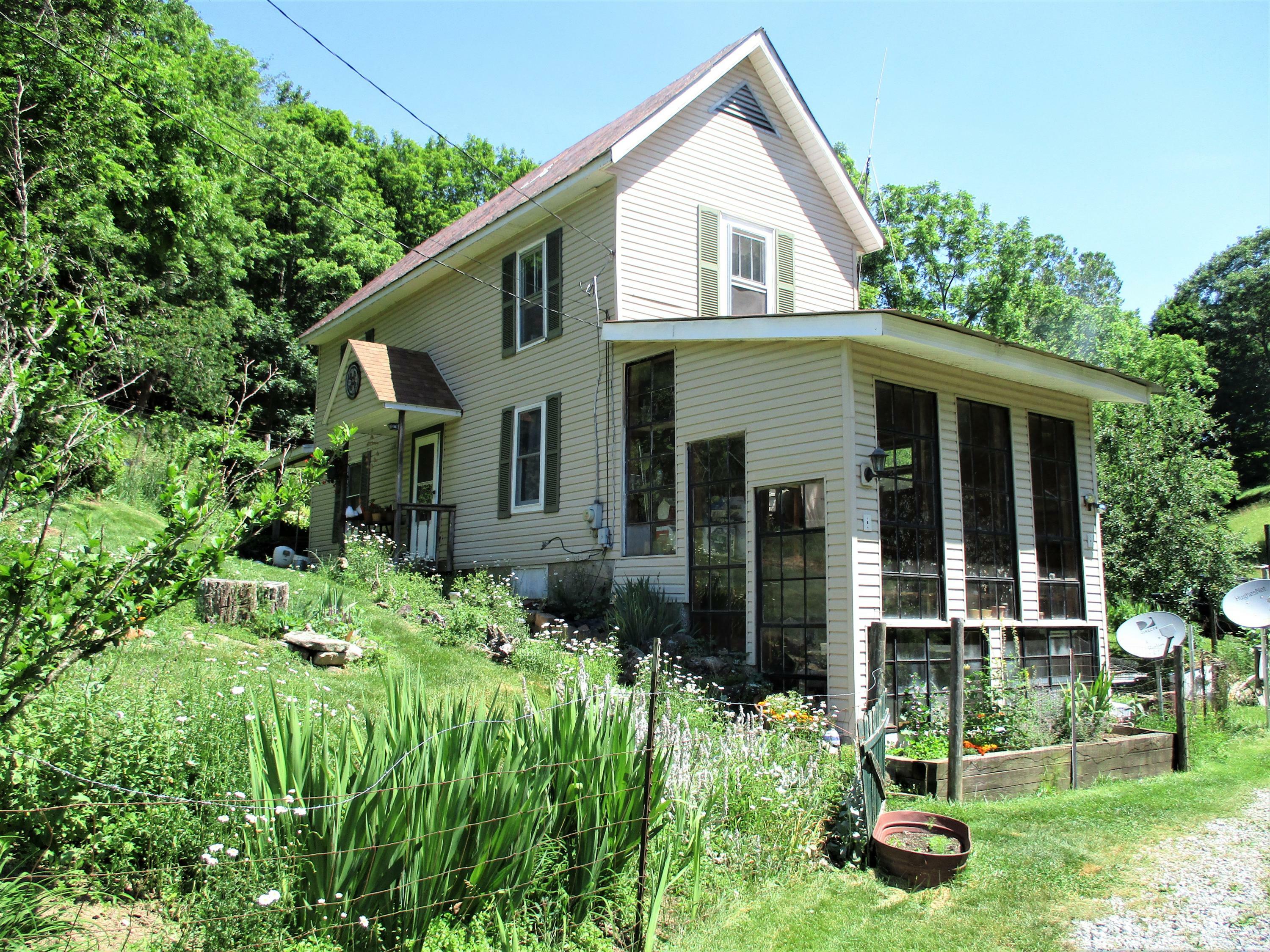 Property Photo:  1436 Glenwood Dr  WV 24983 