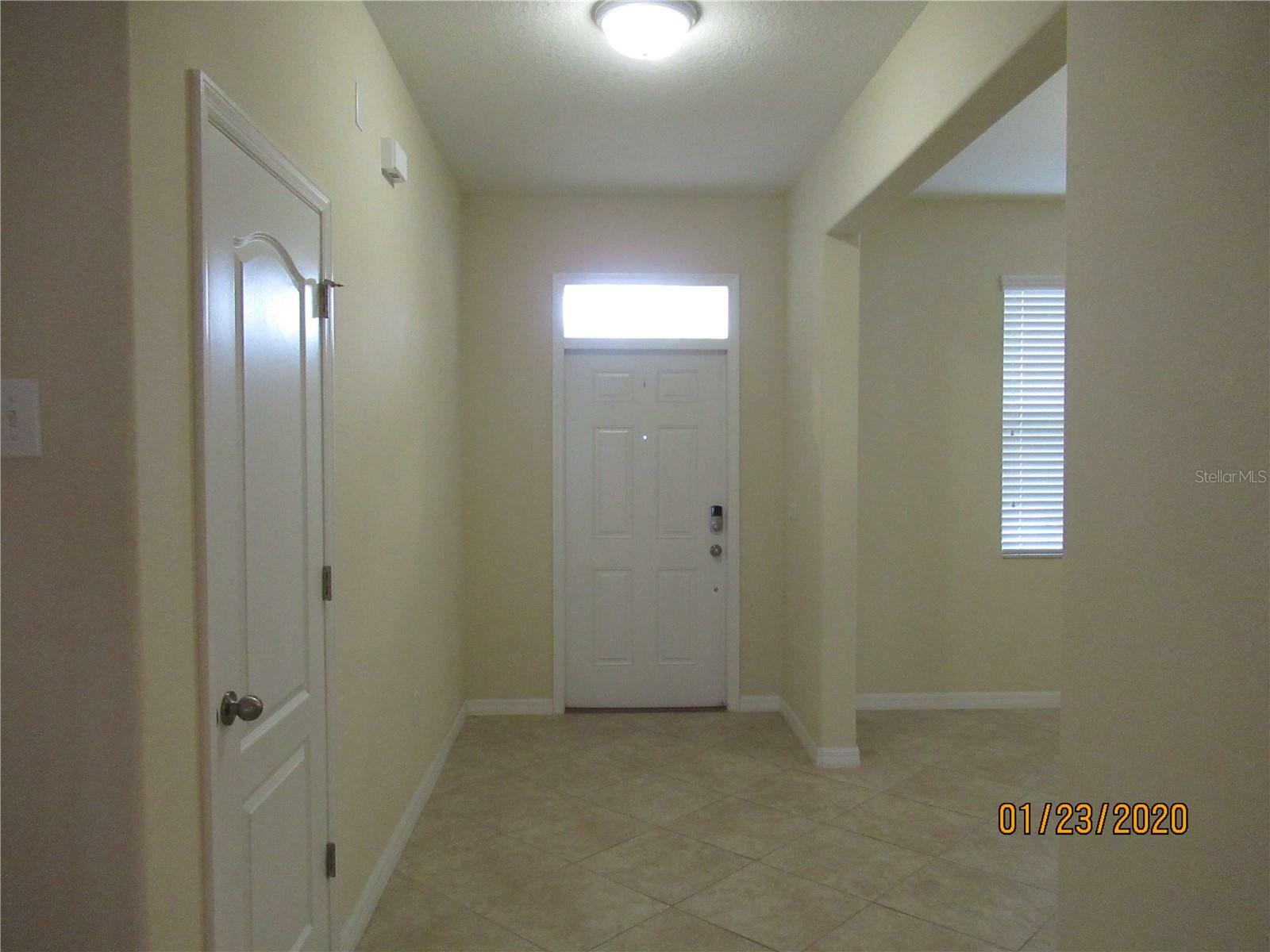 Property Photo:  12412 Ballentrae Forest Drive  FL 33579 