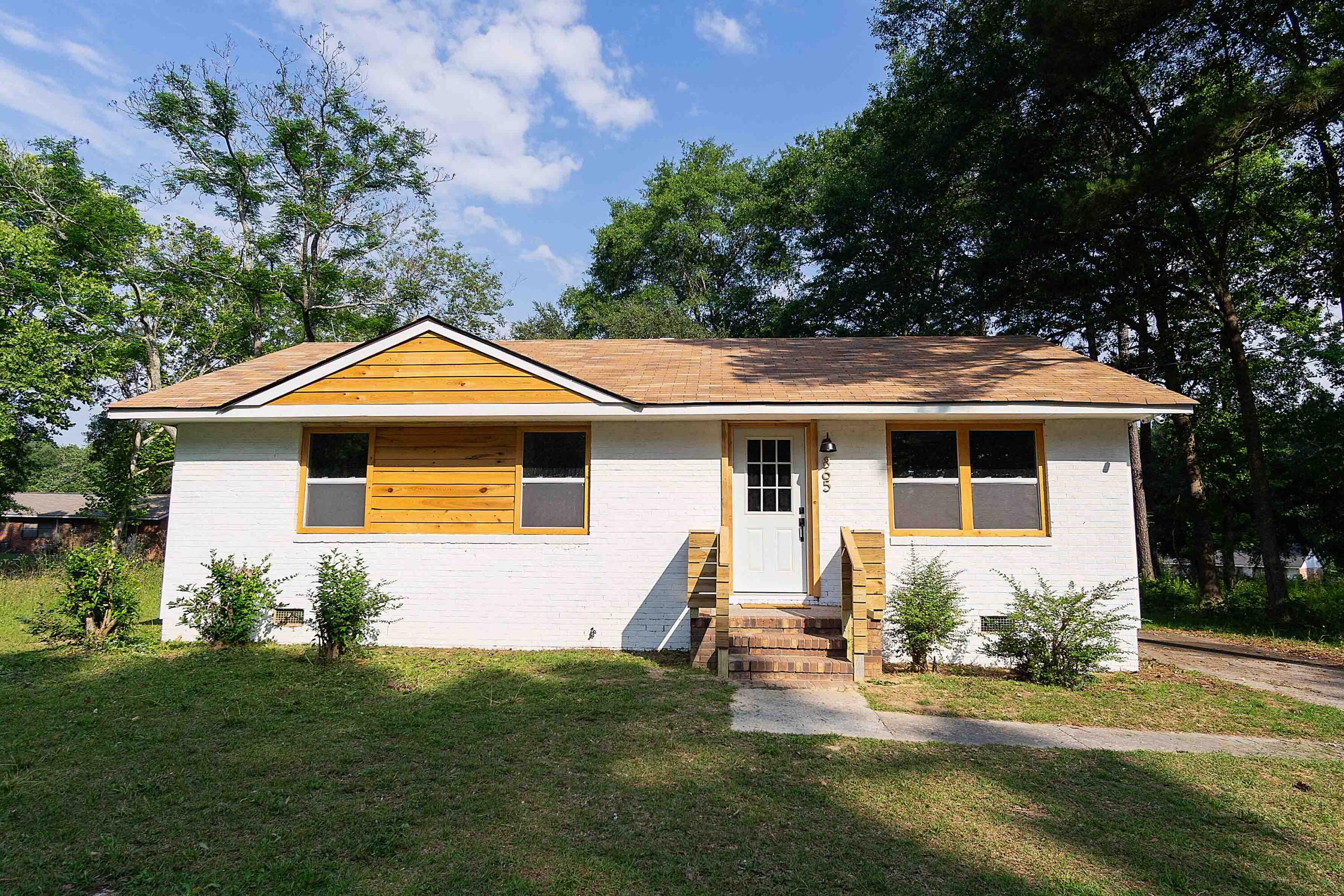 Property Photo:  865 Clements Street  GA 30824 