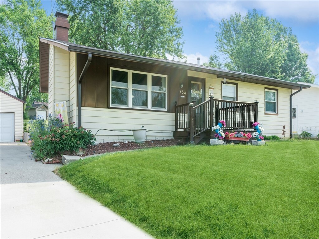 Property Photo:  134 E Philip Street  IA 50315 