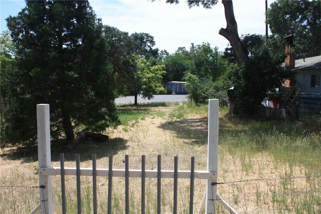 Property Photo:  5582 Cottage Avenue  CA 95422 