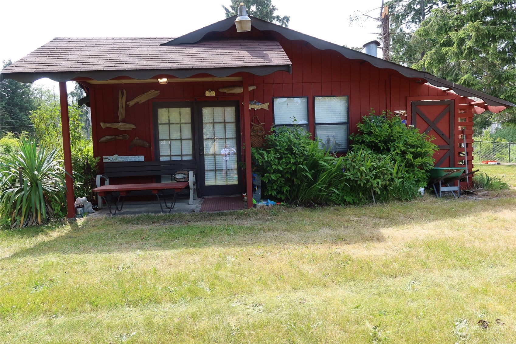 Property Photo:  1102 Warrenton Cannery Road  WA 98590 