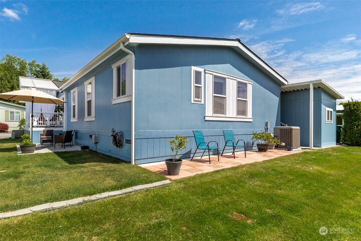 14727 43rd Avenue NE 111  Marysville WA 98271 photo