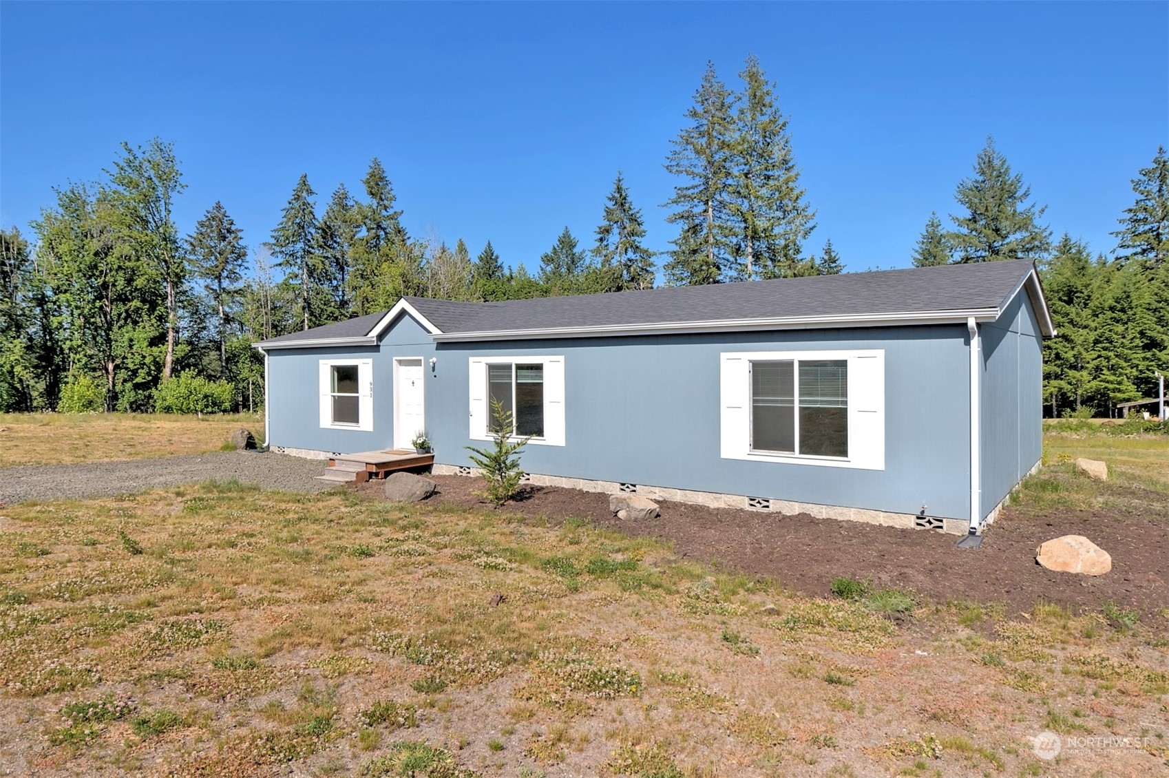 Property Photo:  931 SE Mill Creek Road  WA 98584 