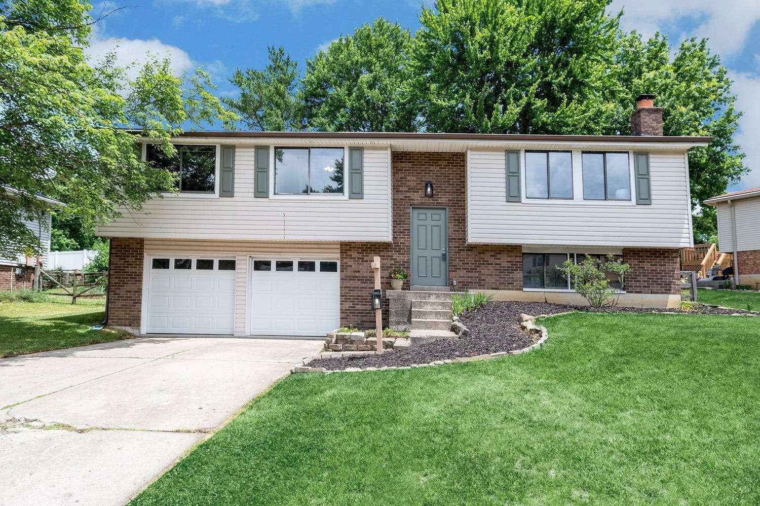 Property Photo:  5012 Clarevalley Dr  OH 45238 
