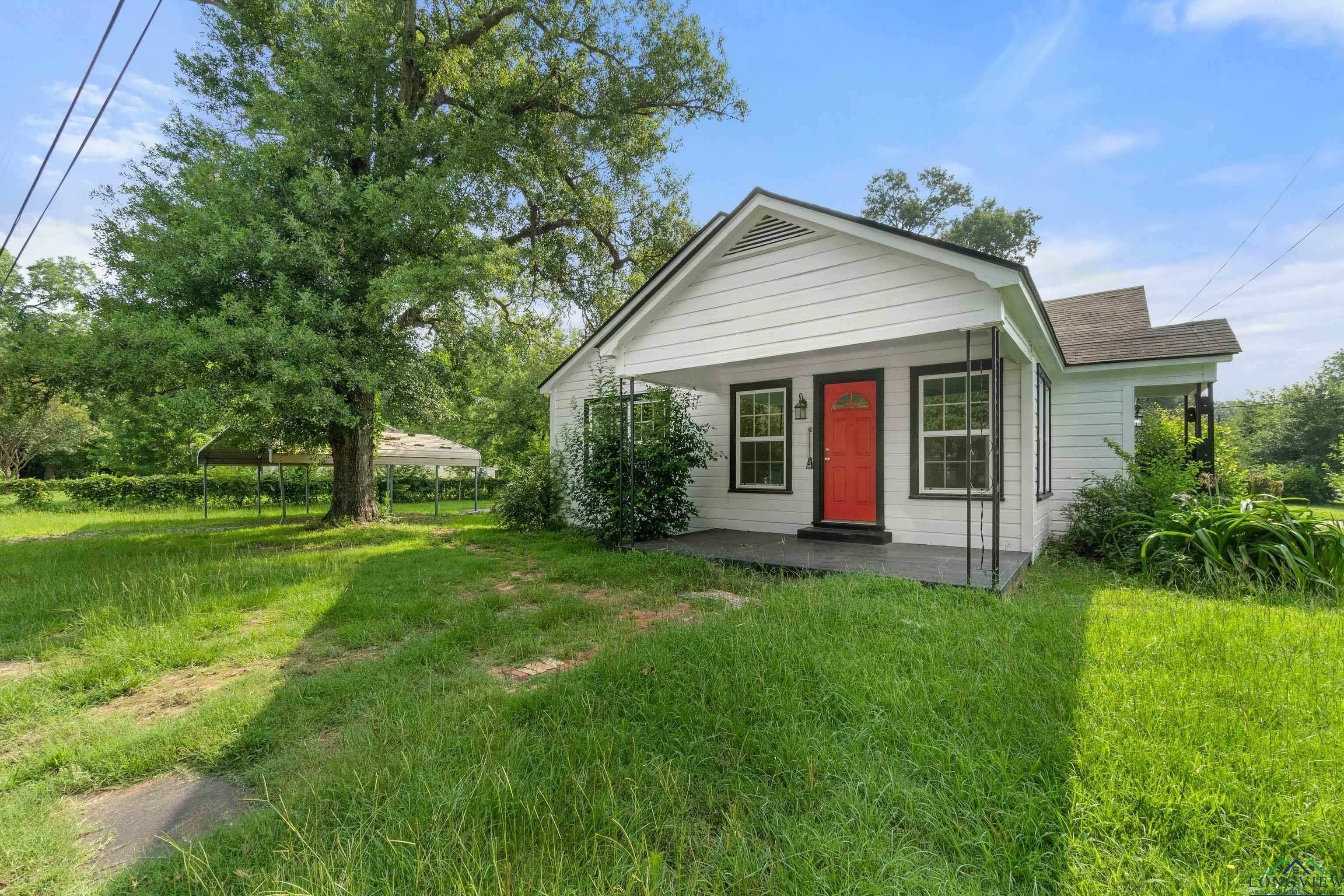 Property Photo:  801 Harmon St.  TX 75602 