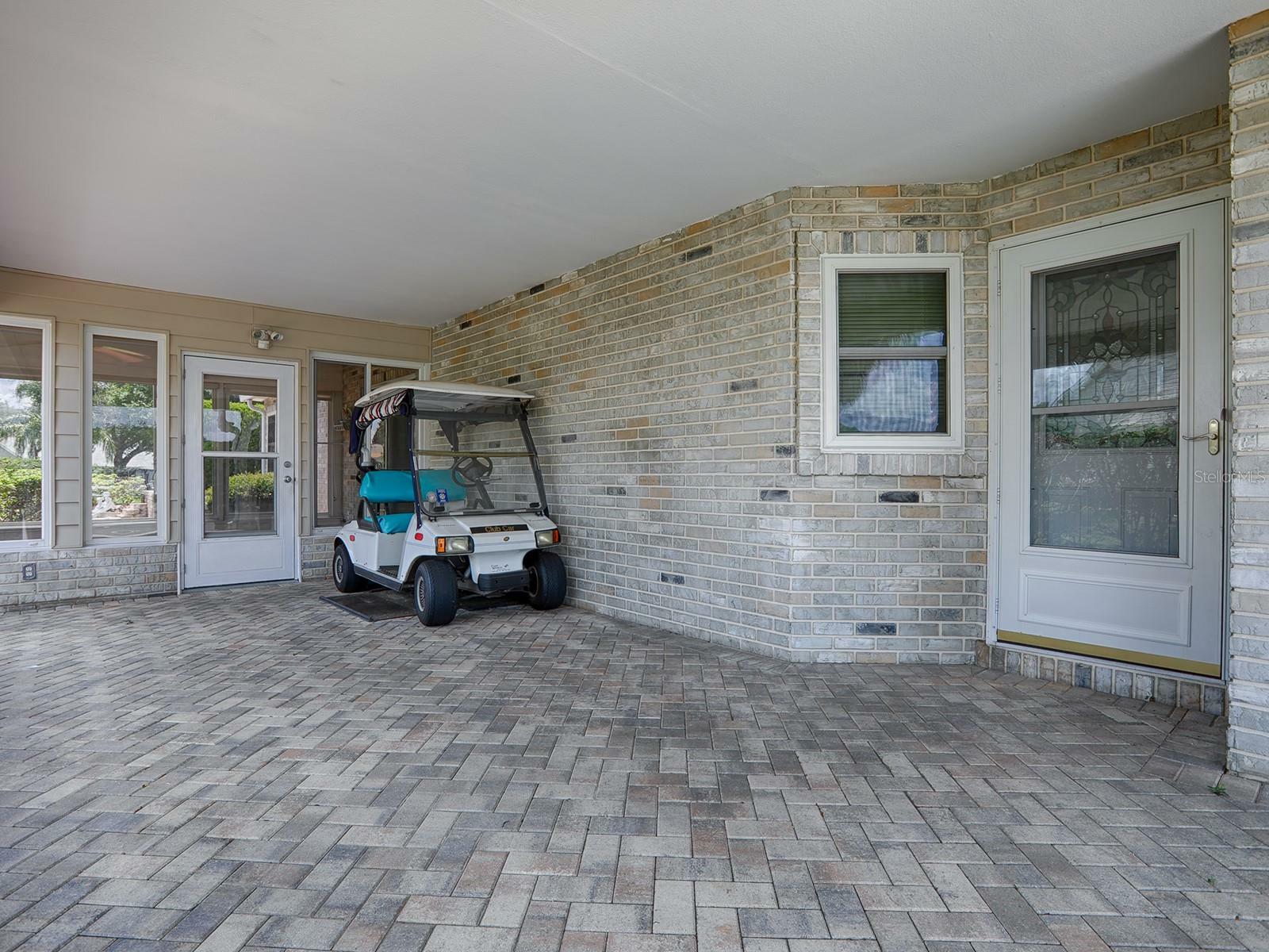 Property Photo:  1204 Maria Court  FL 32159 