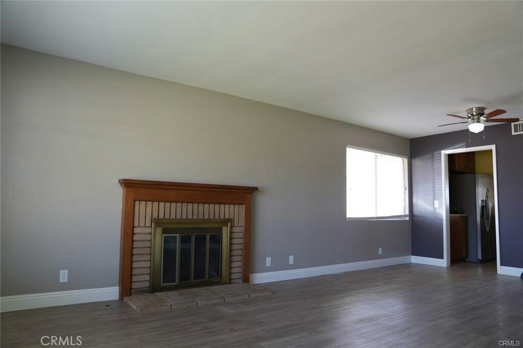 Property Photo:  512 E Elm Street  CA 92821 