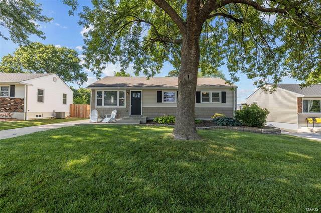 Property Photo:  11097 Golf Crest Drive  MO 63126 