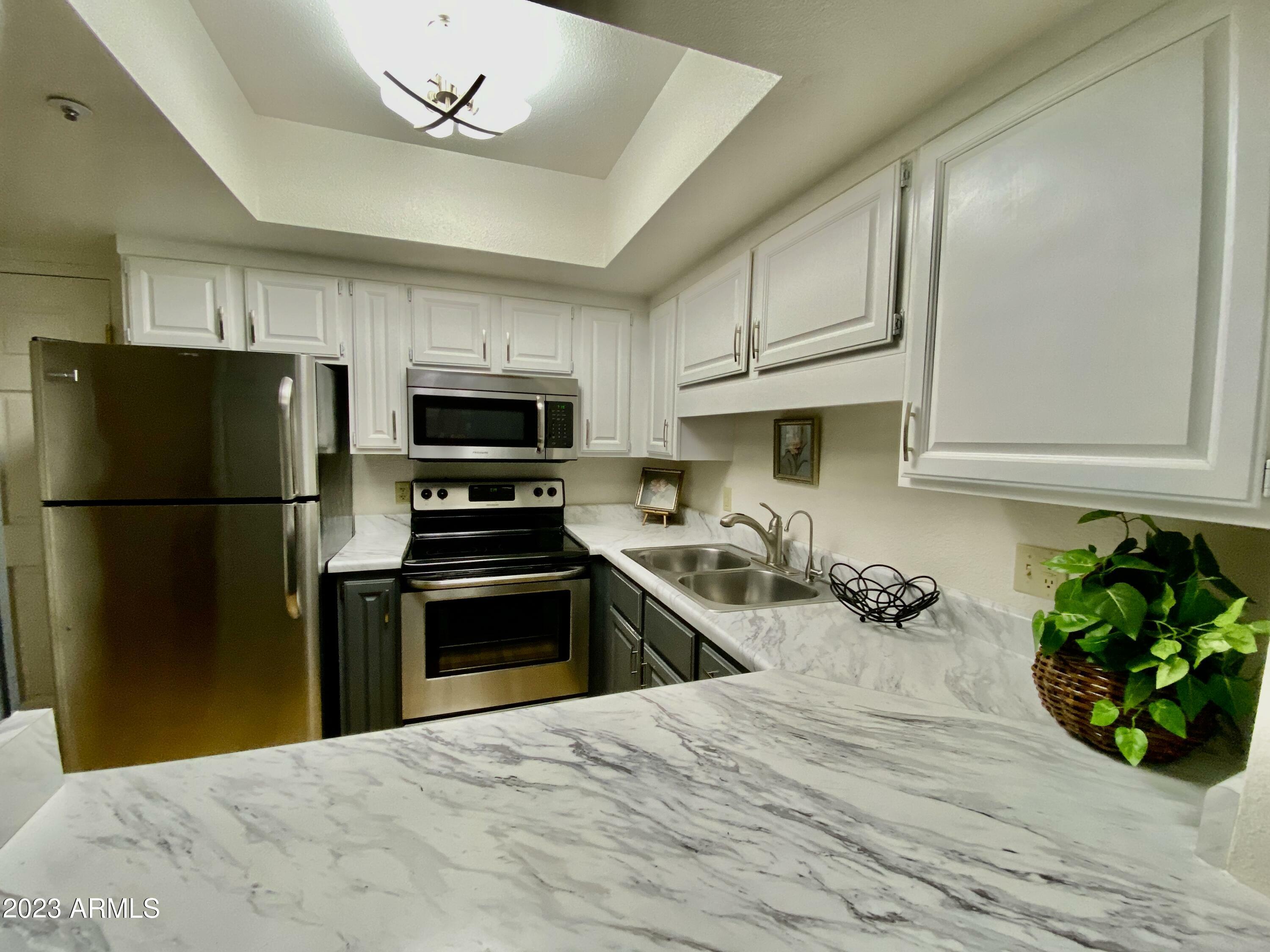 Property Photo: 10330 W Thunderbird Boulevard A204 AZ 85351