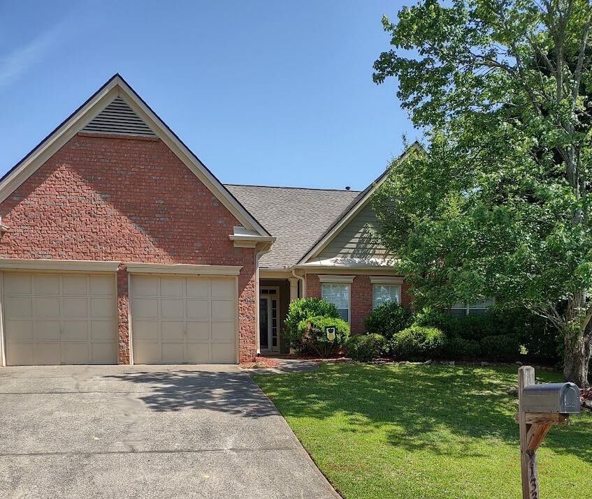 Property Photo: 1333 Eastbrooke Trace GA 30066