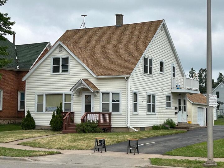 717 East Broadway Avenue  Medford WI 54451 photo