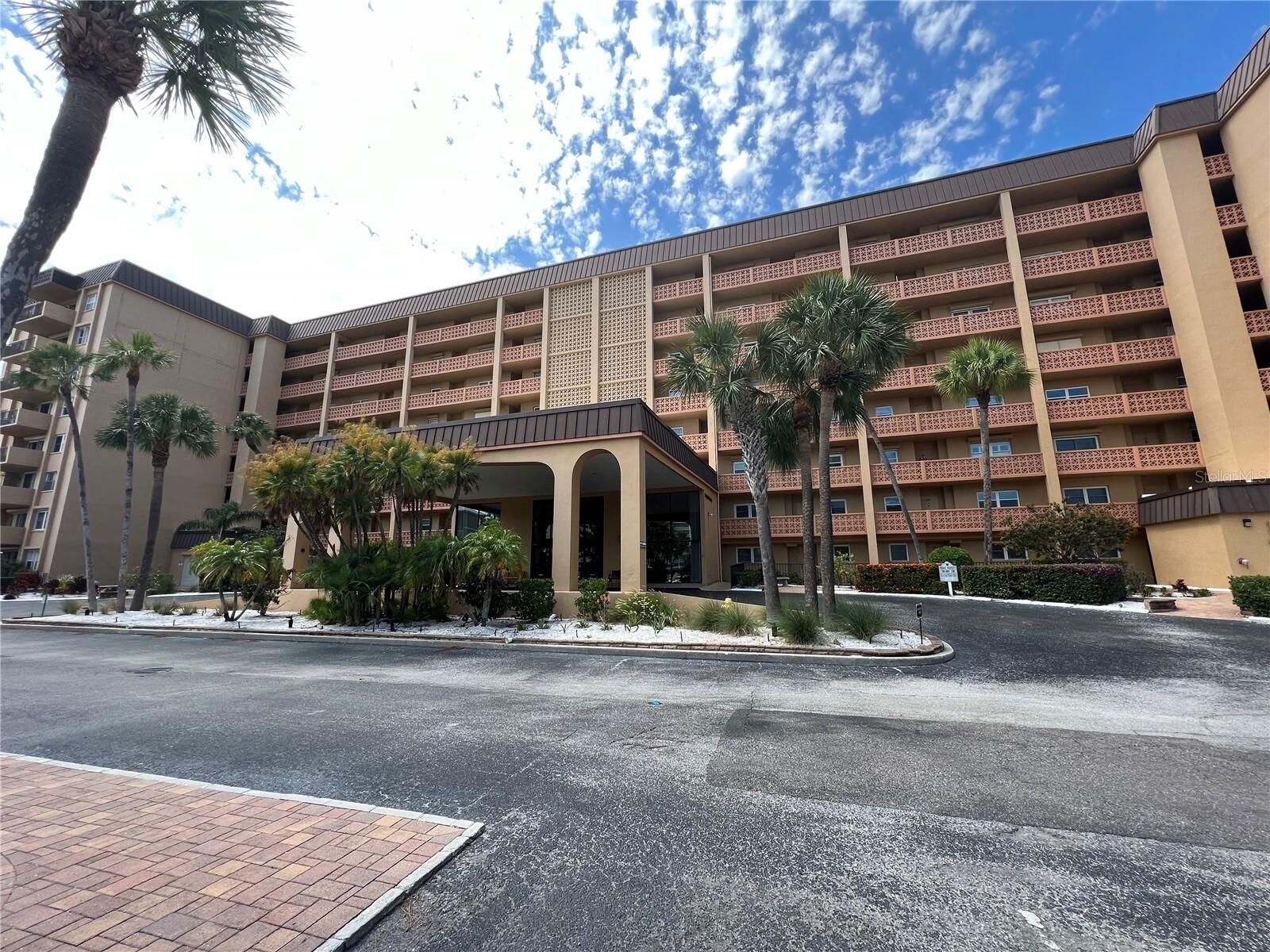 Property Photo:  9 Haig Place 410  FL 34698 
