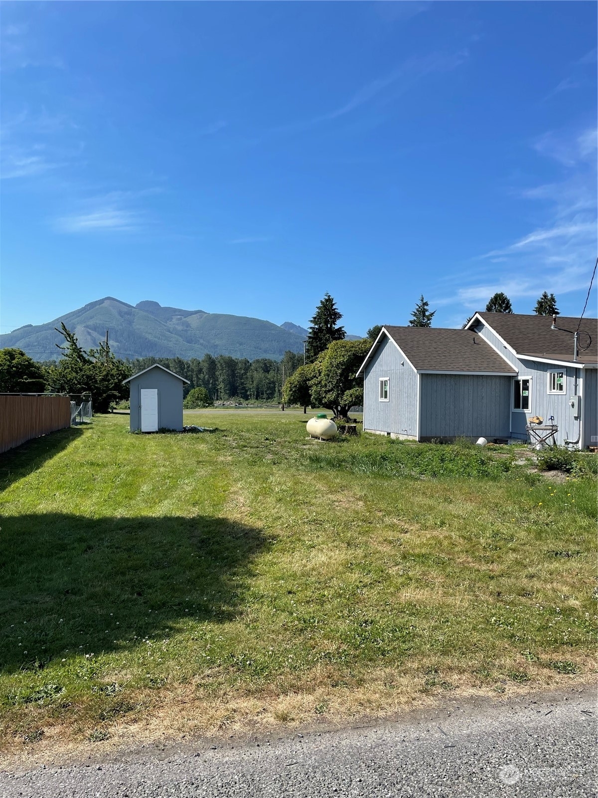 Property Photo:  31578 E Second Street  WA 98263 