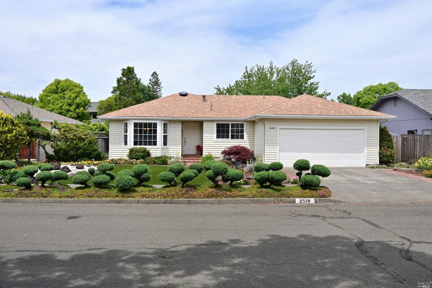Property Photo: 2519 Horseshoe Drive CA 95405
