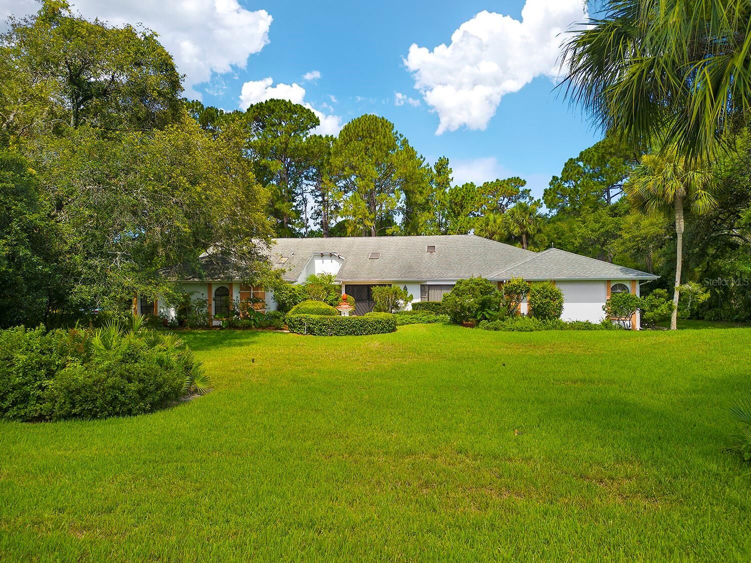 Property Photo: 6049 Patricia Place FL 34607