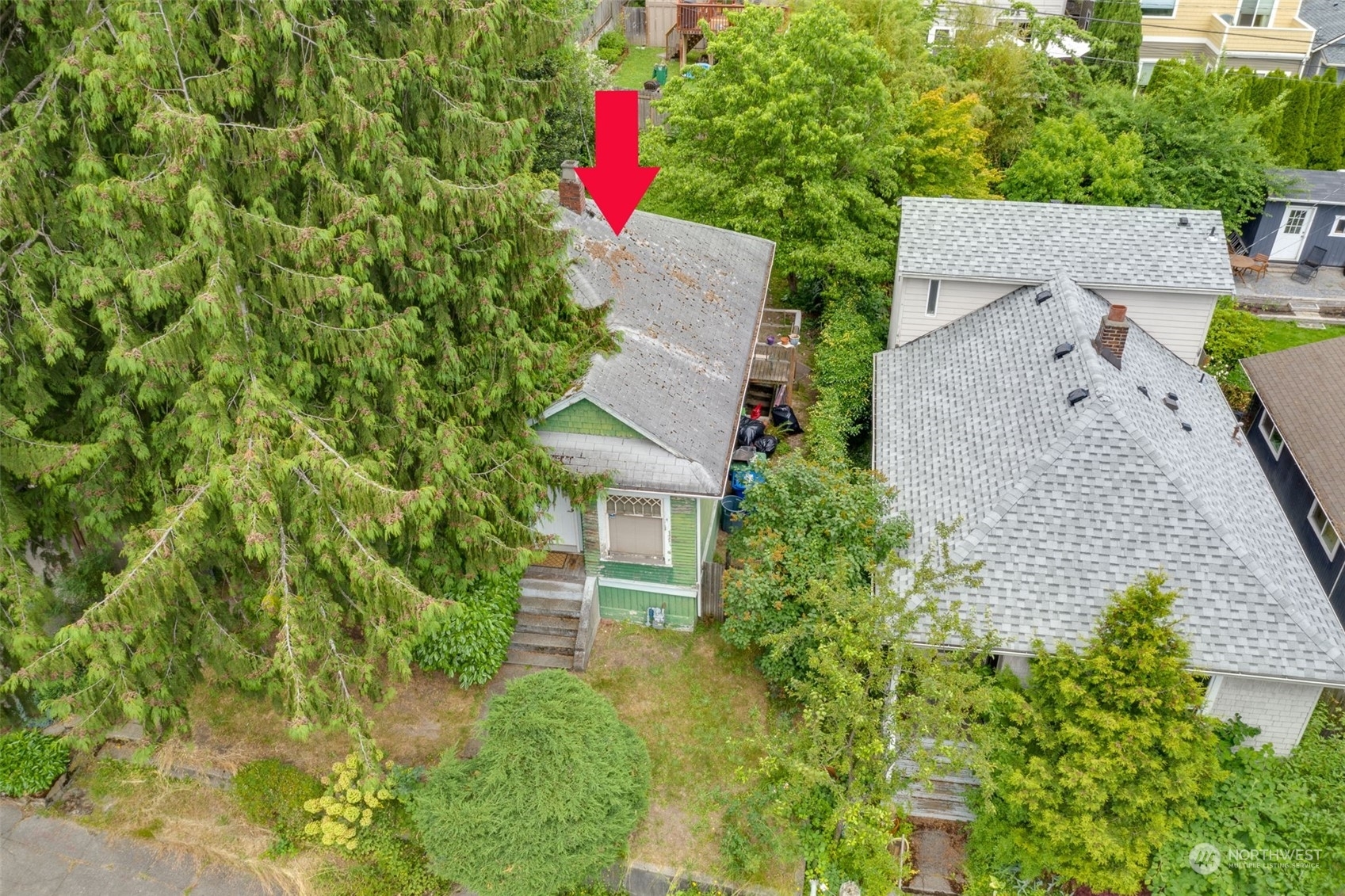 Property Photo:  2616 E Roy Street  WA 98112 