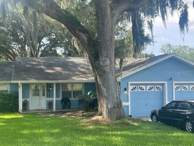 Property Photo:  5380 County Road 122  FL 34785 