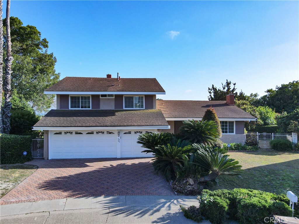 Property Photo: 3101 La Sombra Way CA 92835