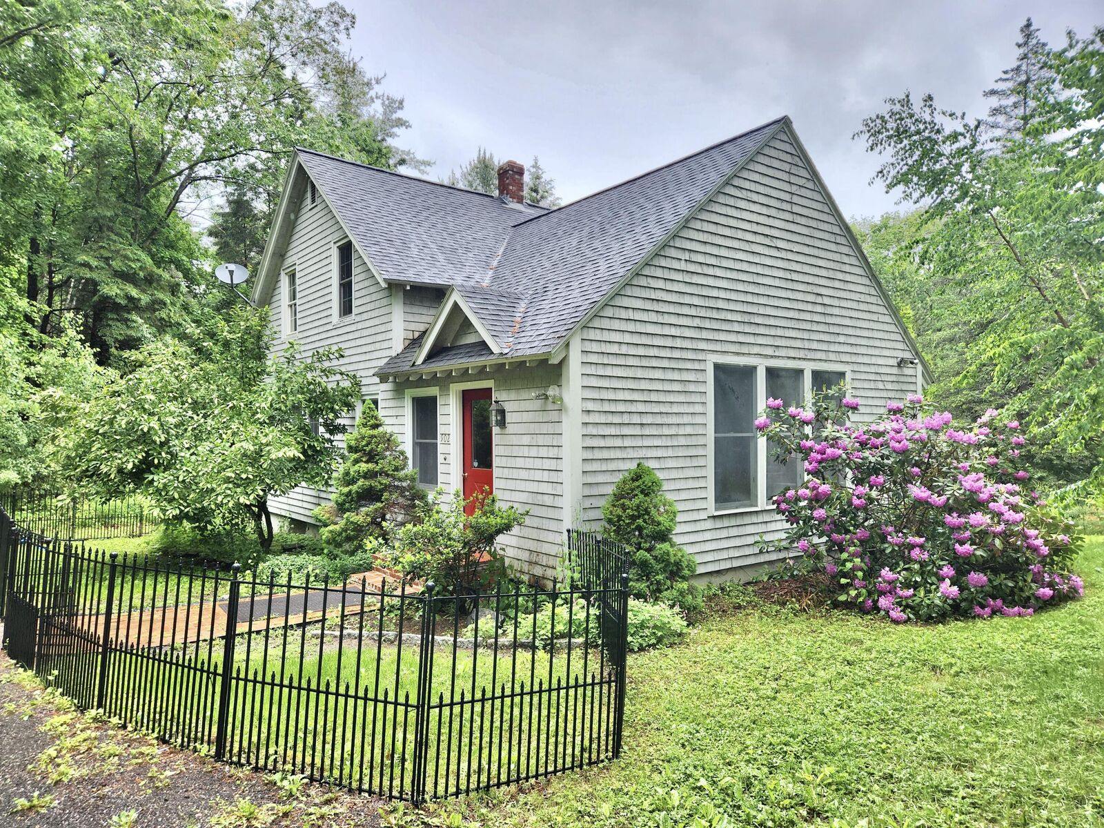 Property Photo: 902 State Street ME 04401