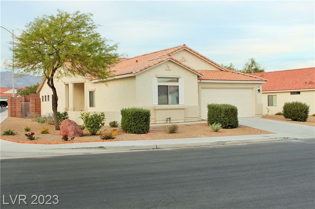 Property Photo:  516 Country Hill Drive  NV 89031 