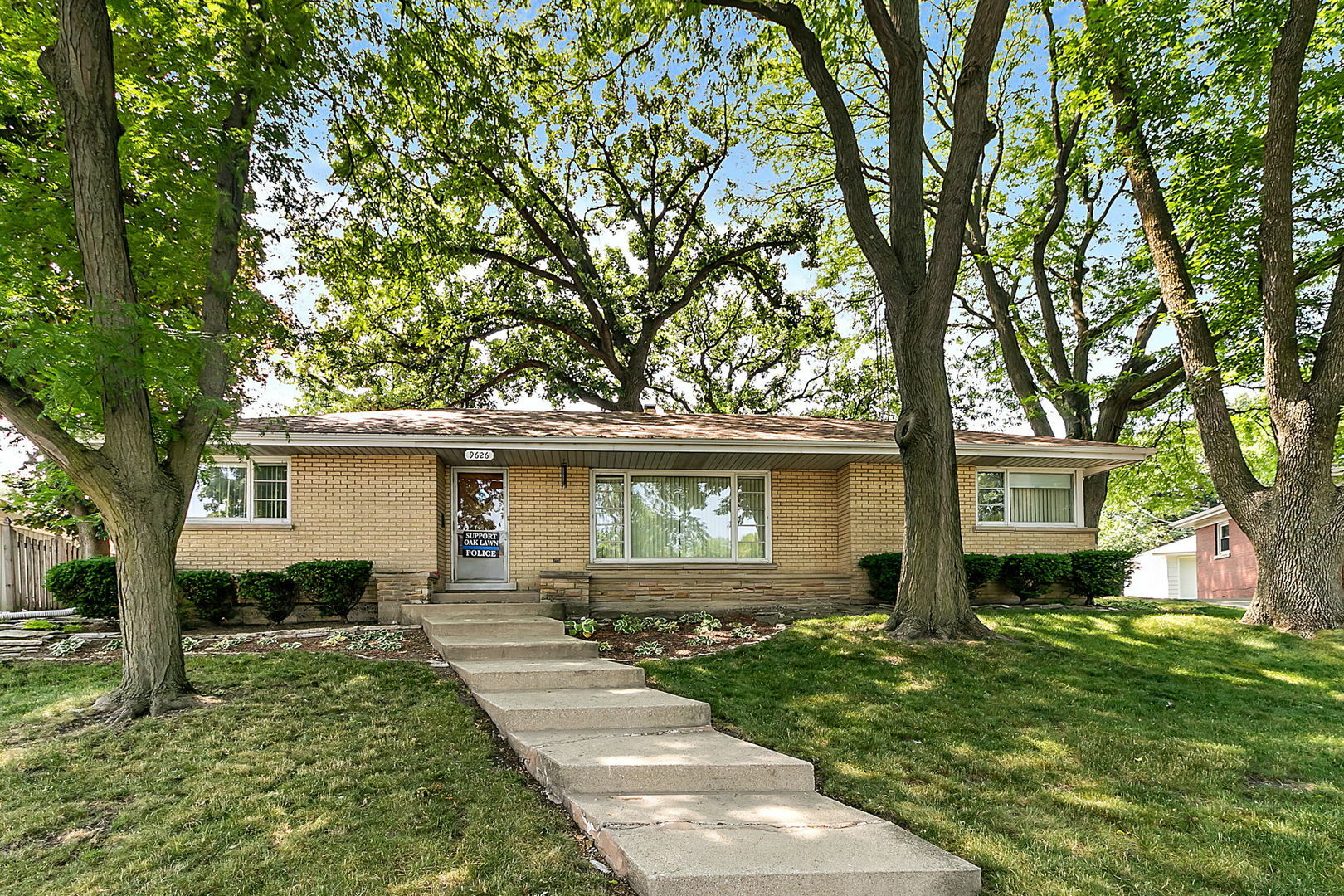 Property Photo:  9626 W Shore Drive  IL 60453 