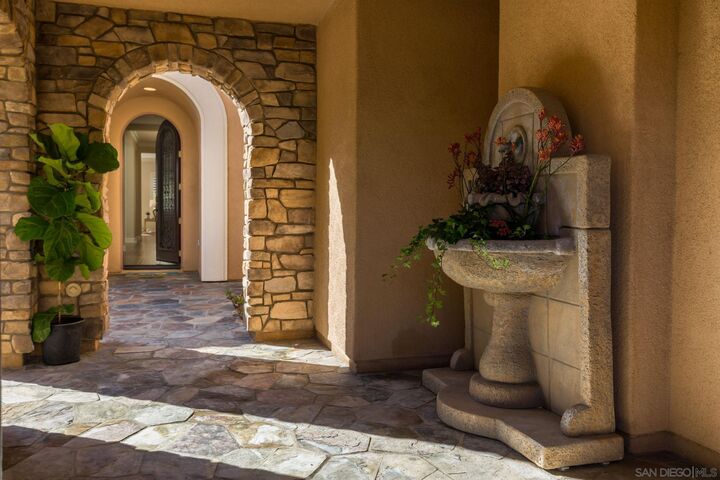 Property Photo:  1668 Fisherman Drive  CA 92011 