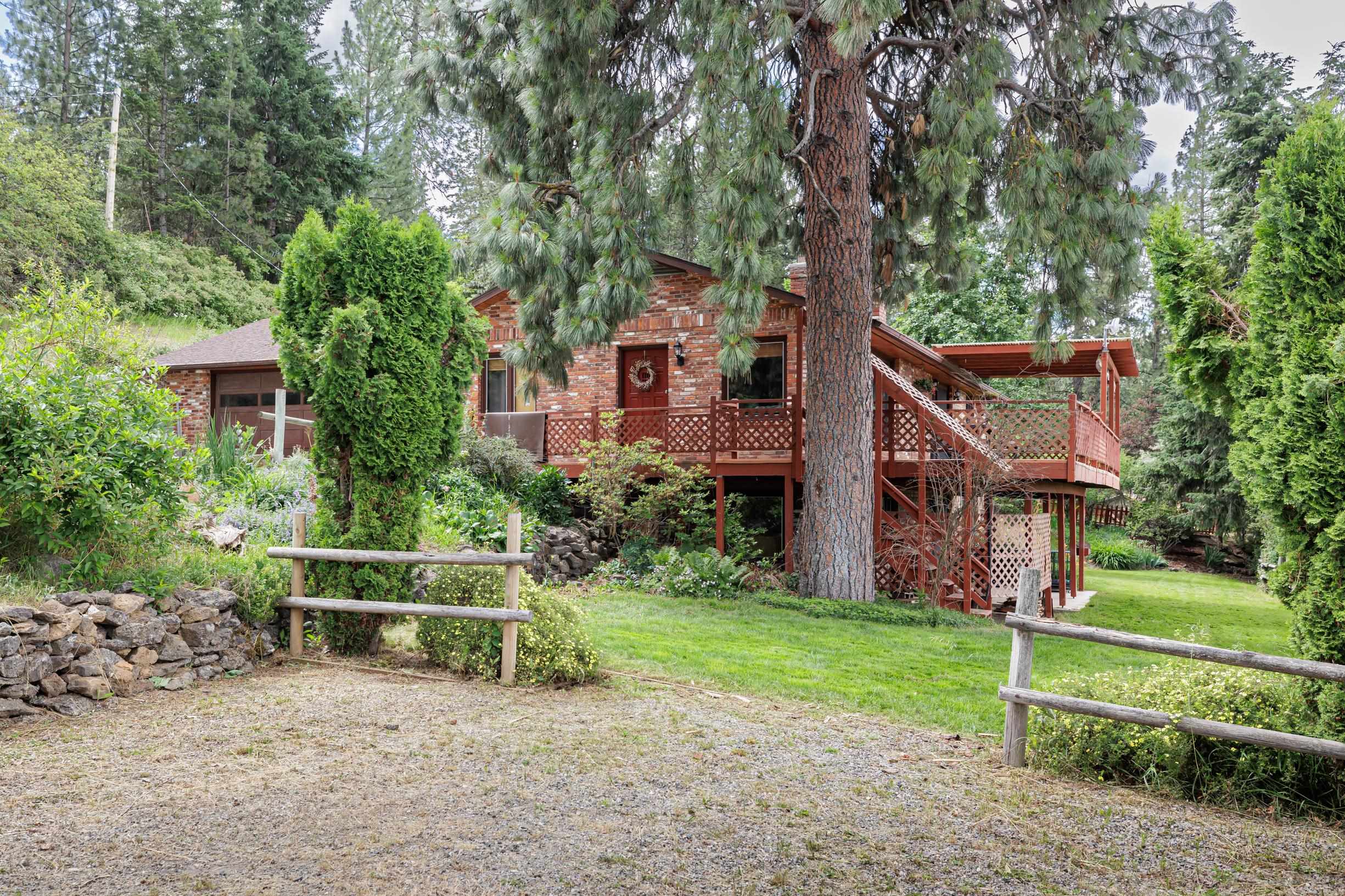 12621 S Jackson Rd  Mica WA 99023 photo