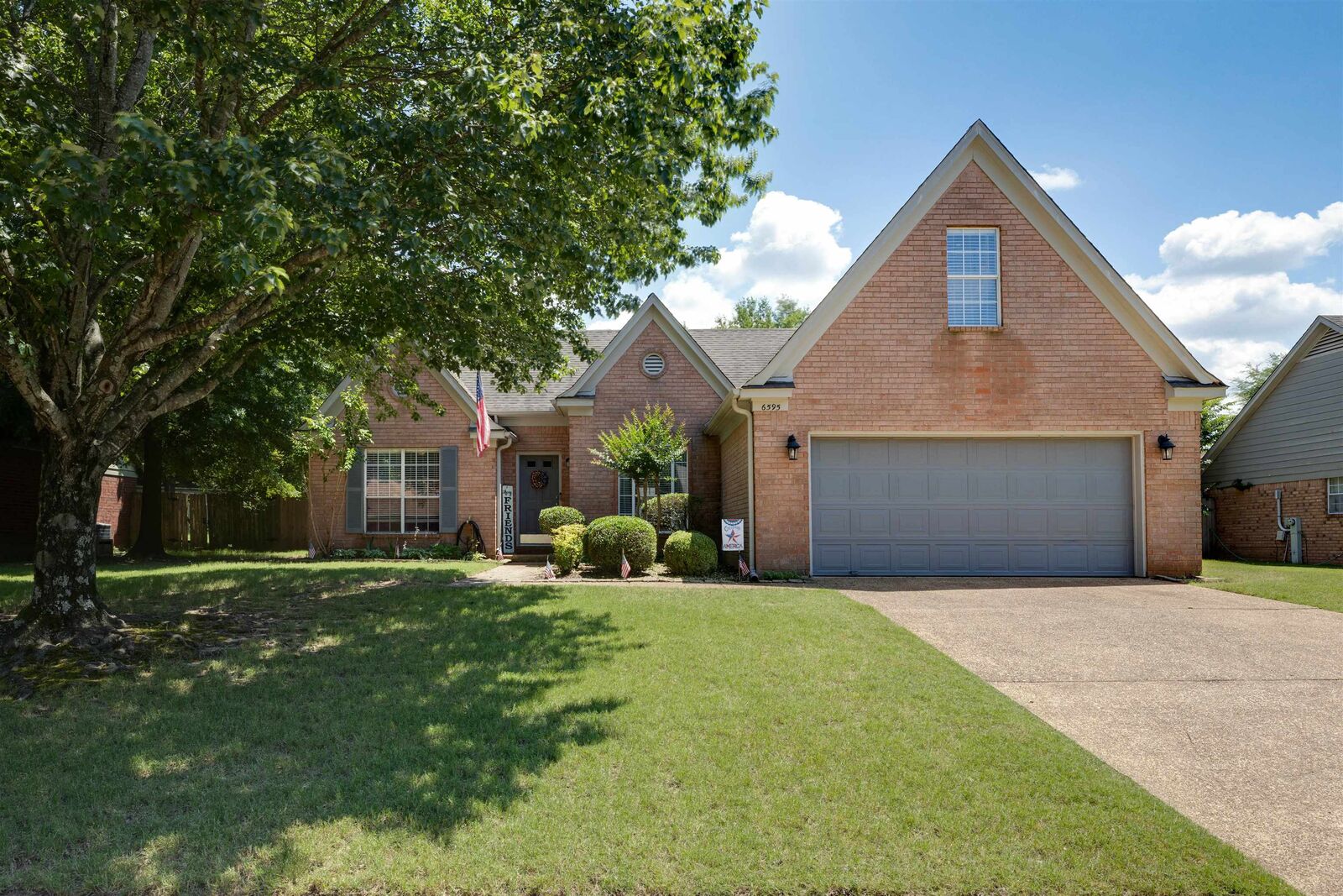 Property Photo: 6595 Brickmont Rd TN 38135